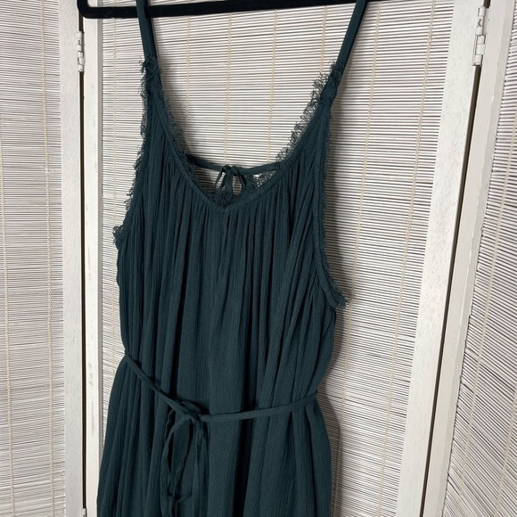 Urban Outfitters Kiar i Wide Leg Jumpsuit Deep Green Size M New with Tags - Picture 2 of 8